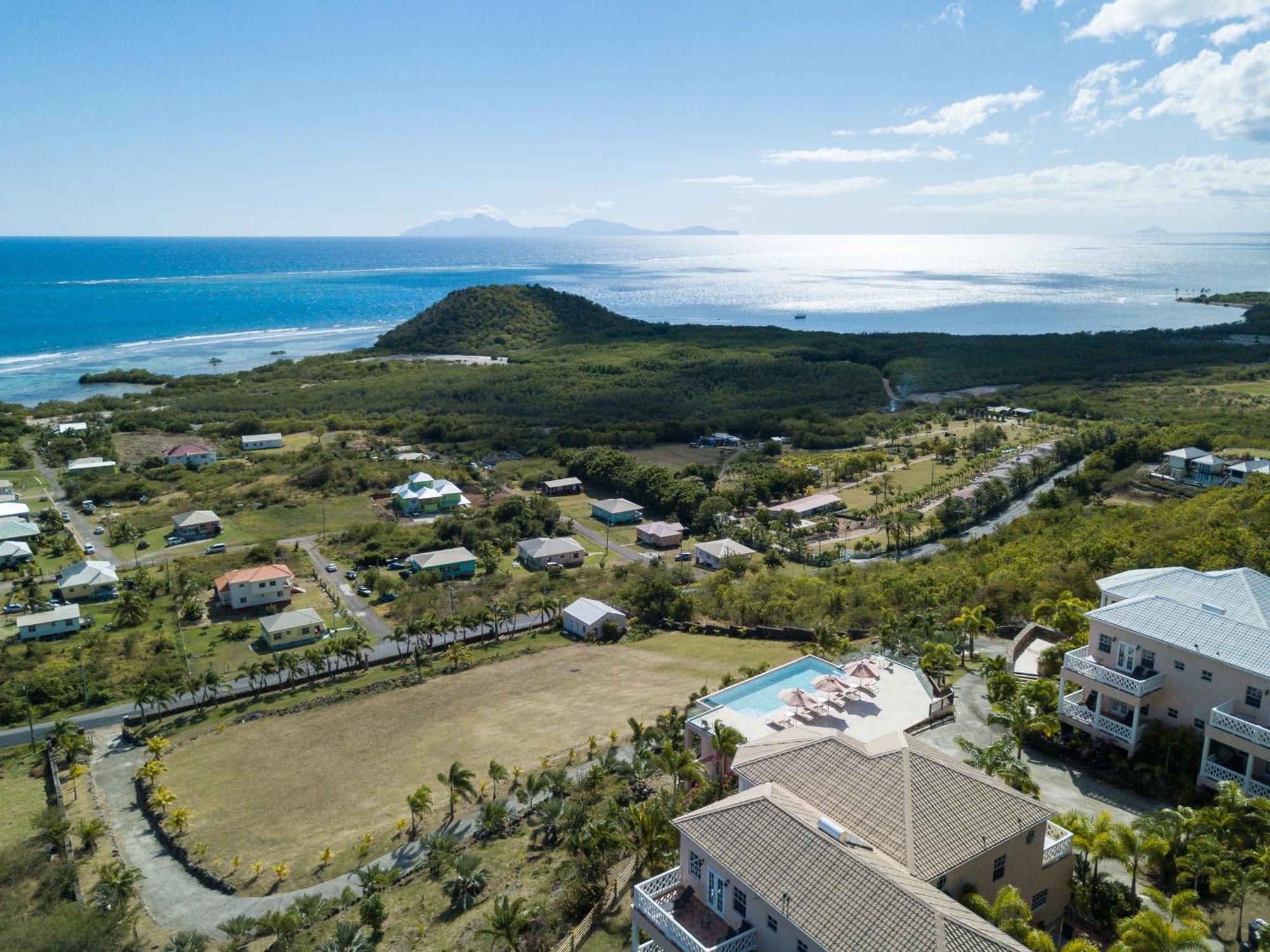 Fort Shelley Cades Bay Екстериор снимка